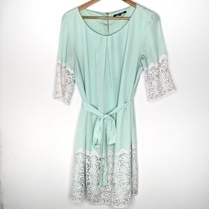 Gianni Bini mint lace shift dress